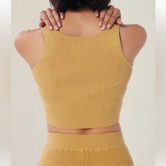 LITA BY CIARA - True Ribbed Tank Top - Picture 3 of 10